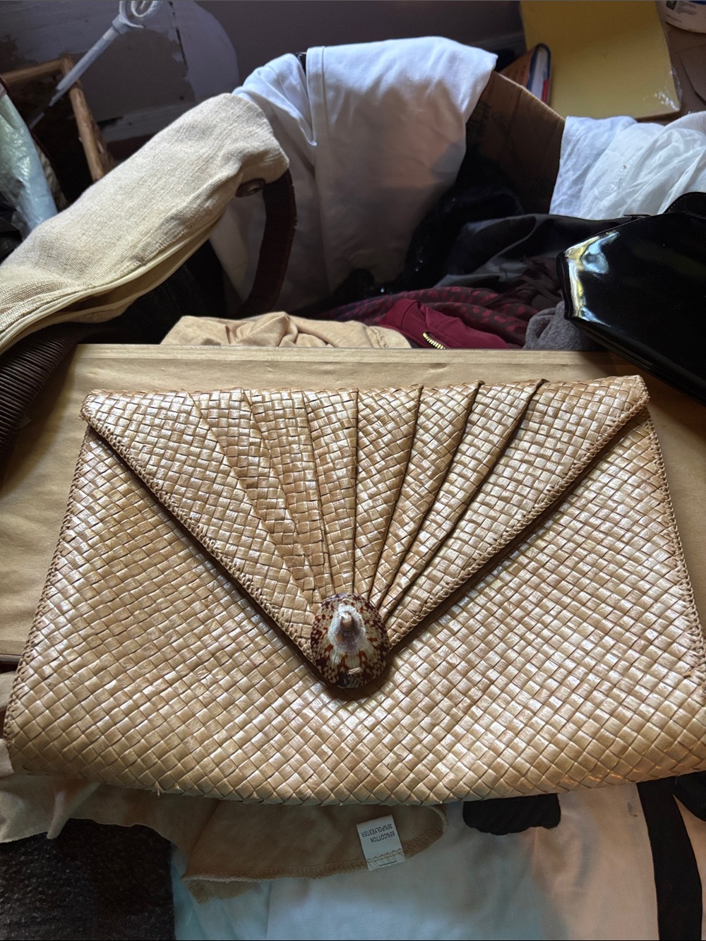 Flash Sale 🎉Vintage Woven Envelope Clutch in Light Tan